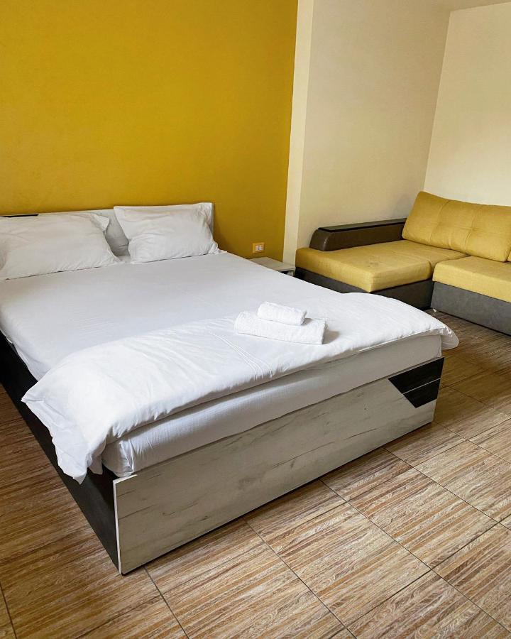 Anthora Hostel Пловдив Экстерьер фото
